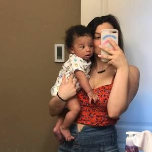 Meet your Posher, Olivia